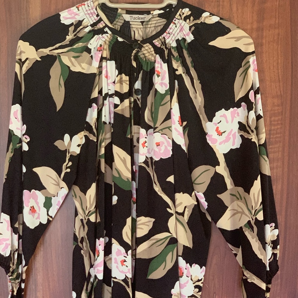 Tucker Silk Classic Blouse